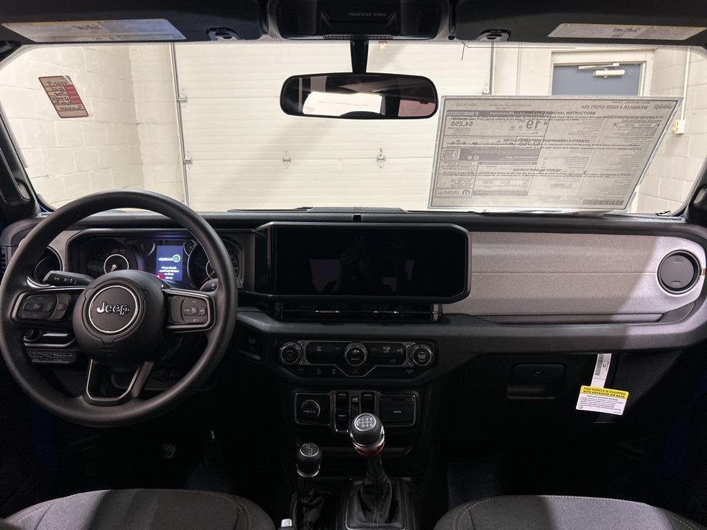 new 2025 Jeep Wrangler car