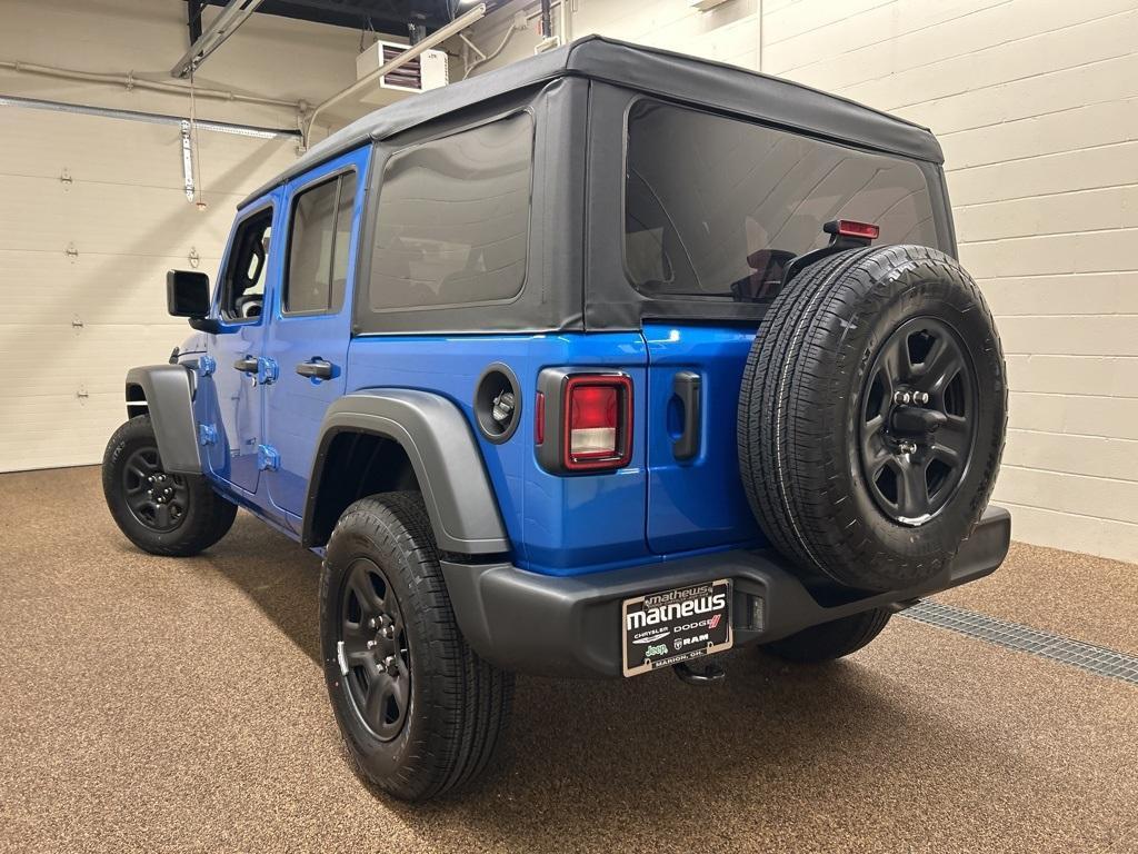 new 2025 Jeep Wrangler car