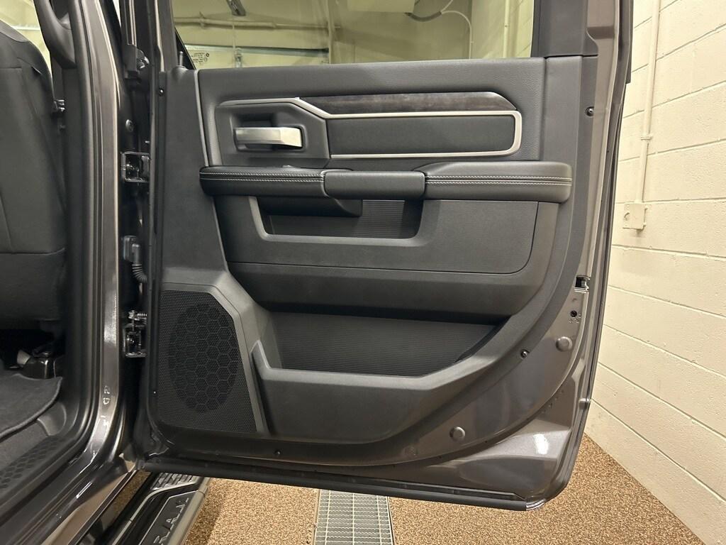 new 2024 Ram 2500 car