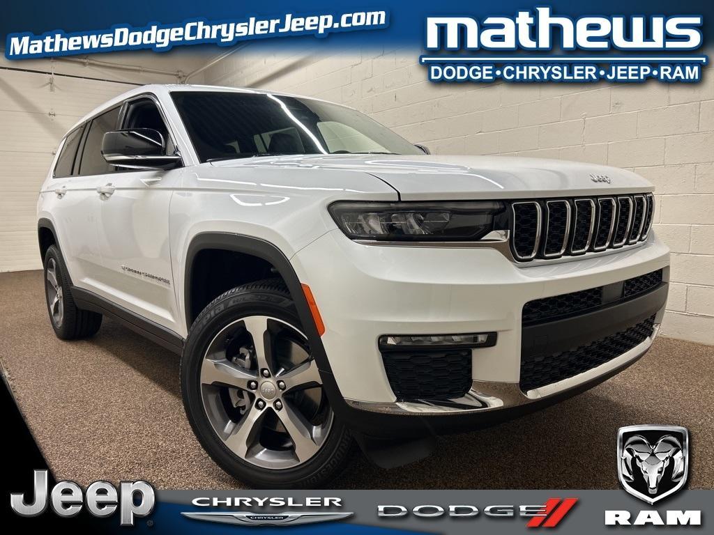new 2025 Jeep Grand Cherokee L car, priced at $45,304