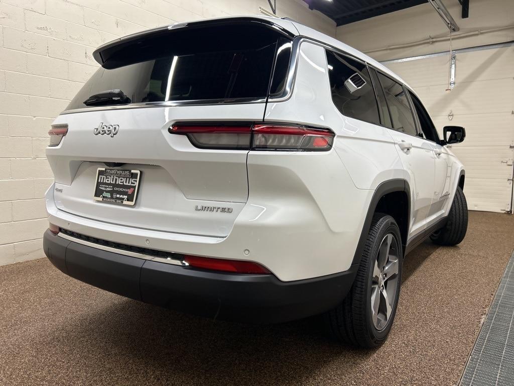 new 2025 Jeep Grand Cherokee L car, priced at $45,304