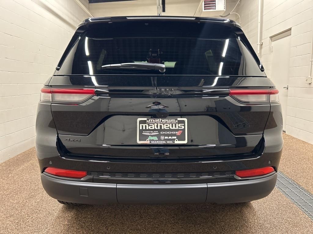 new 2025 Jeep Grand Cherokee car, priced at $43,354