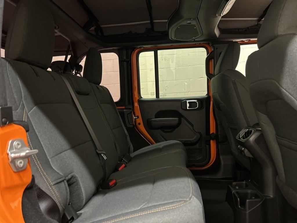new 2025 Jeep Wrangler car, priced at $36,833