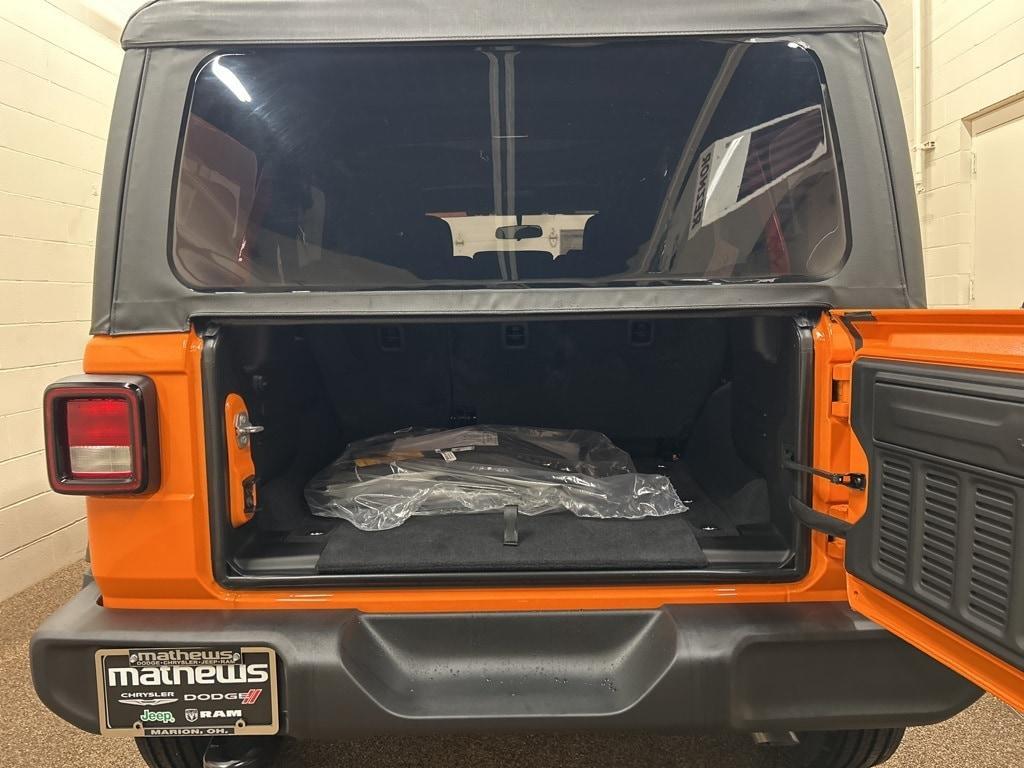 new 2025 Jeep Wrangler car, priced at $36,833