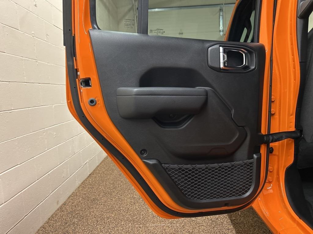 new 2025 Jeep Wrangler car, priced at $36,833