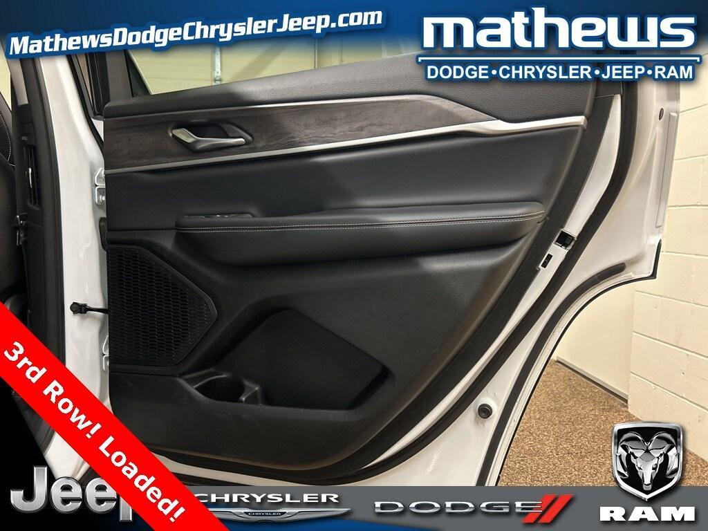 used 2023 Jeep Grand Cherokee L car, priced at $33,990