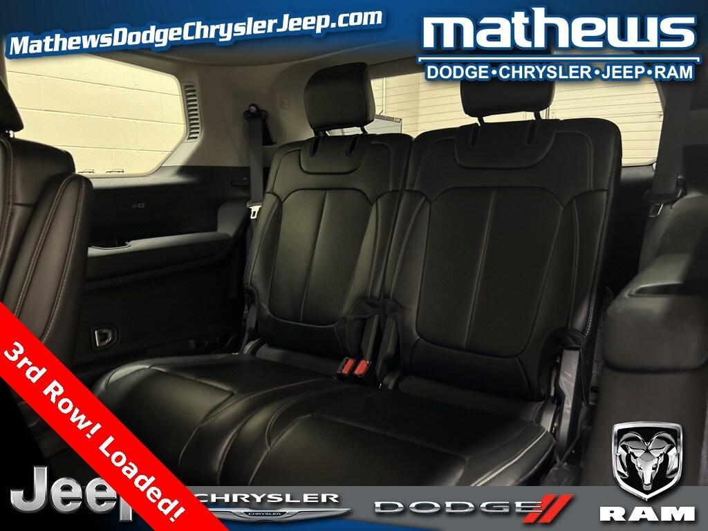 used 2023 Jeep Grand Cherokee L car, priced at $33,990