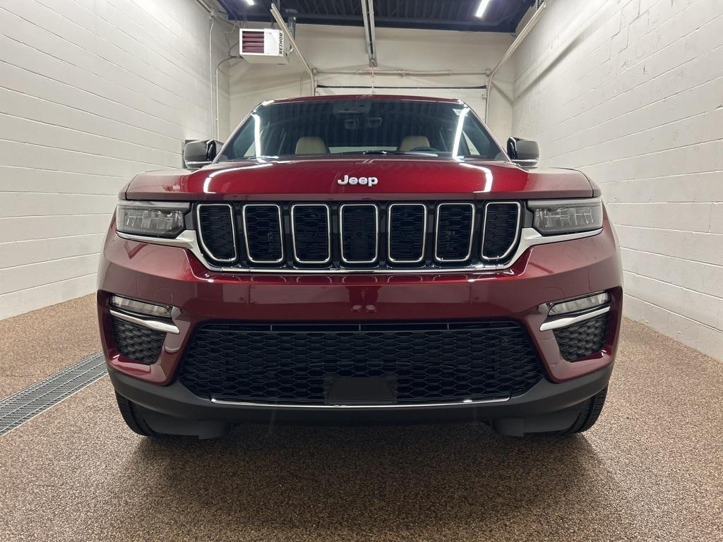new 2025 Jeep Grand Cherokee car, priced at $44,751