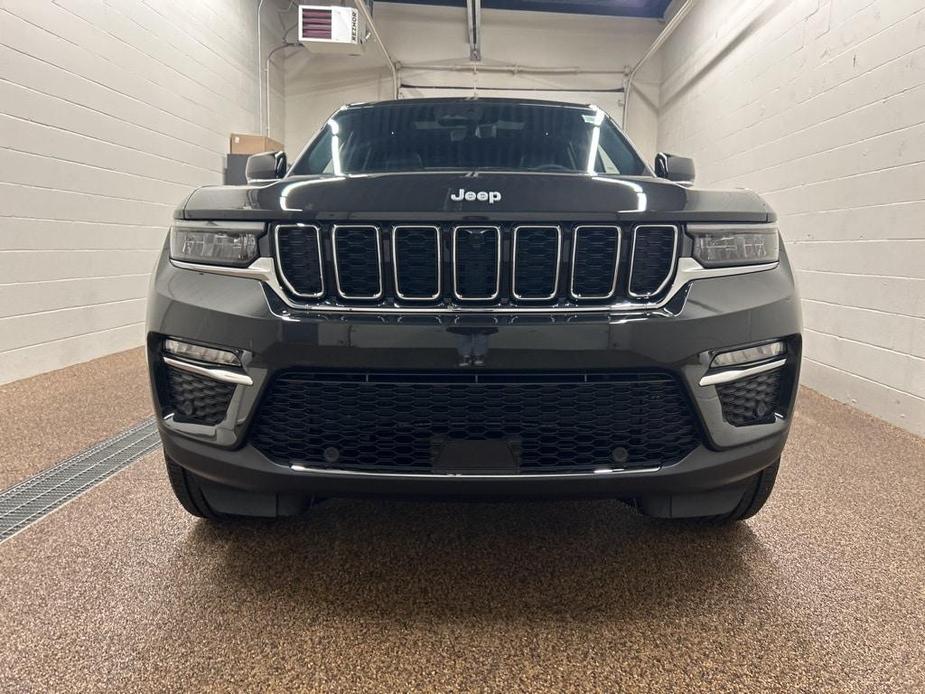 new 2024 Jeep Grand Cherokee car, priced at $53,795