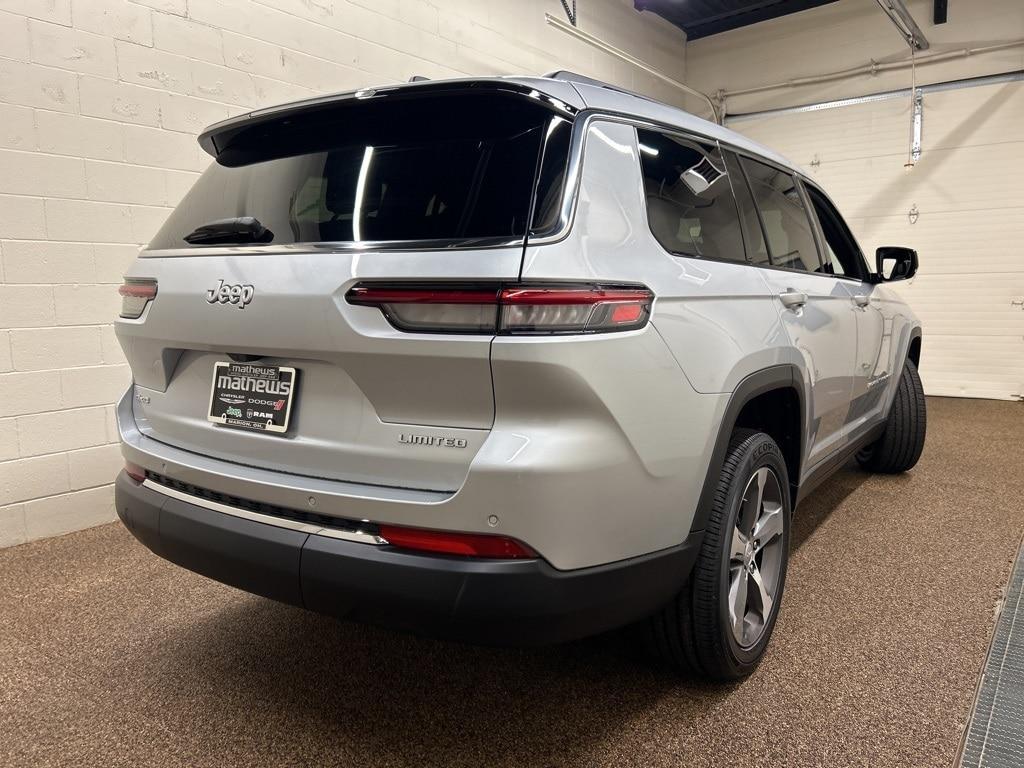 new 2025 Jeep Grand Cherokee L car