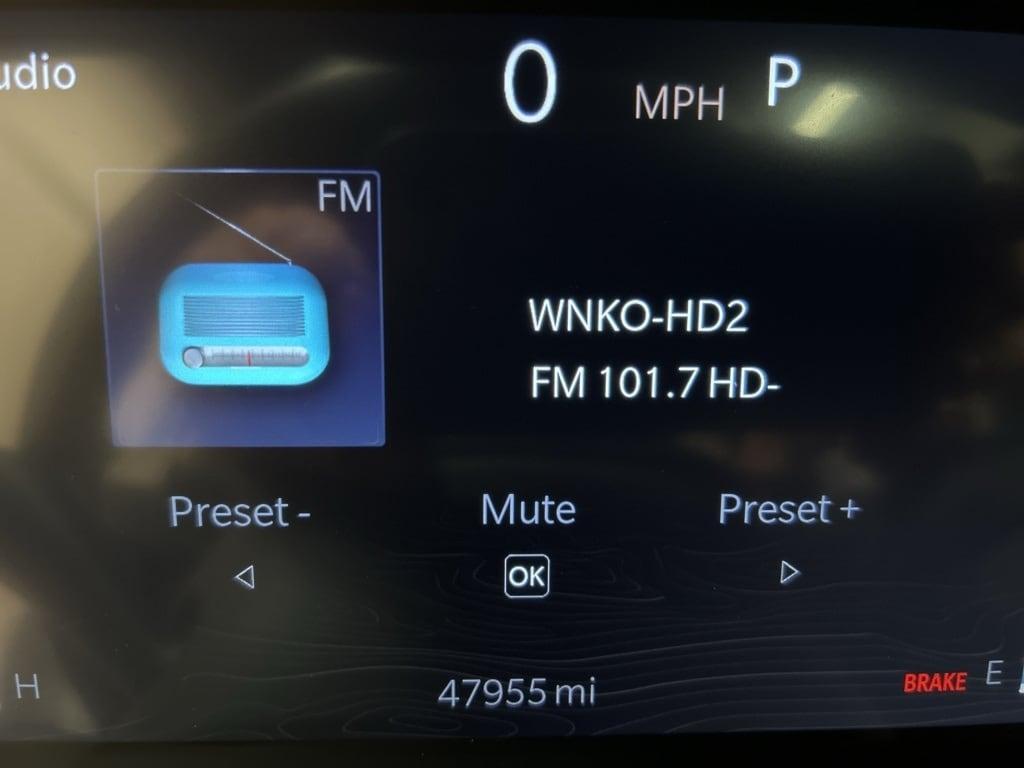 used 2022 Jeep Grand Cherokee car, priced at $33,000