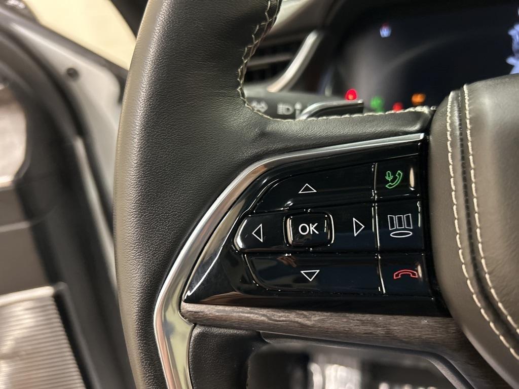 used 2022 Jeep Grand Cherokee car, priced at $33,000