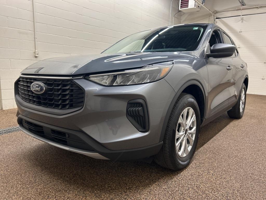 used 2024 Ford Escape car, priced at $20,000