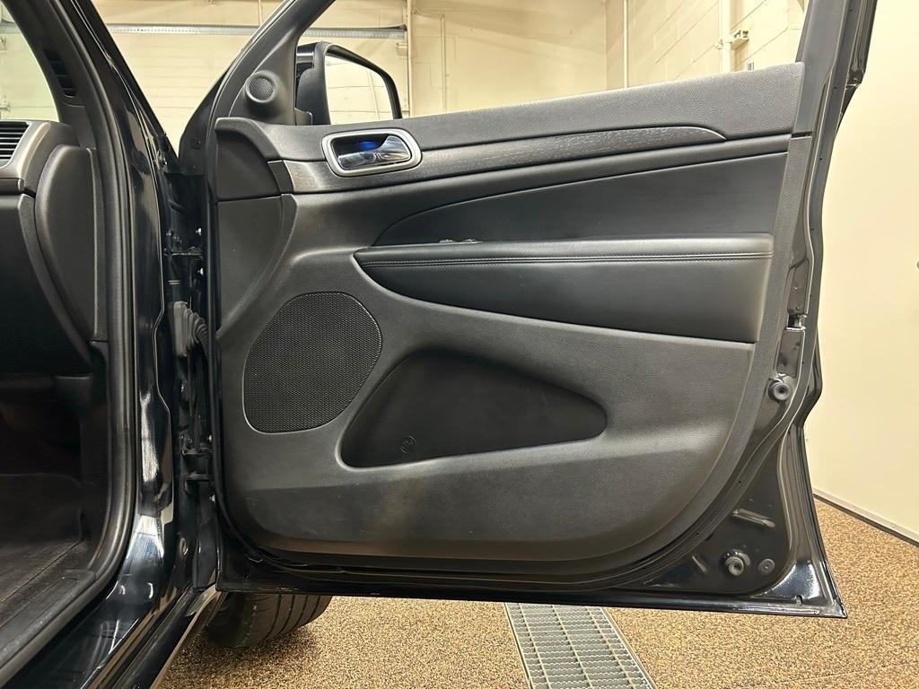 used 2018 Jeep Grand Cherokee car, priced at $14,000