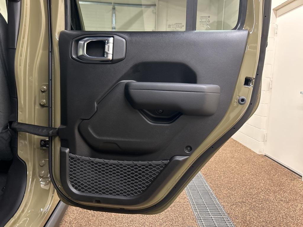 new 2026 Jeep Gladiator car, priced at $49,273