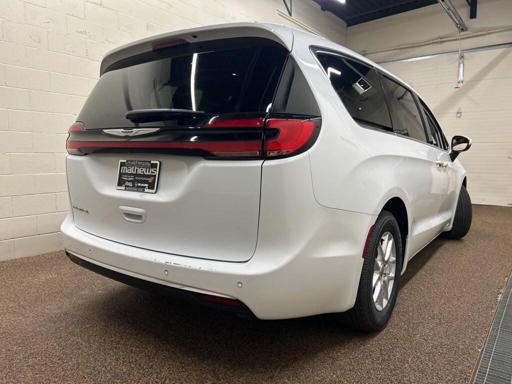 used 2023 Chrysler Pacifica car, priced at $27,990