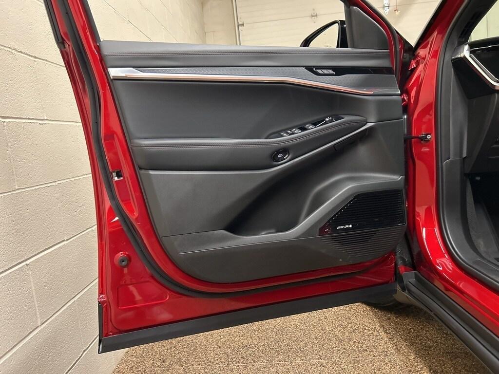 new 2025 Jeep Wagoneer S car