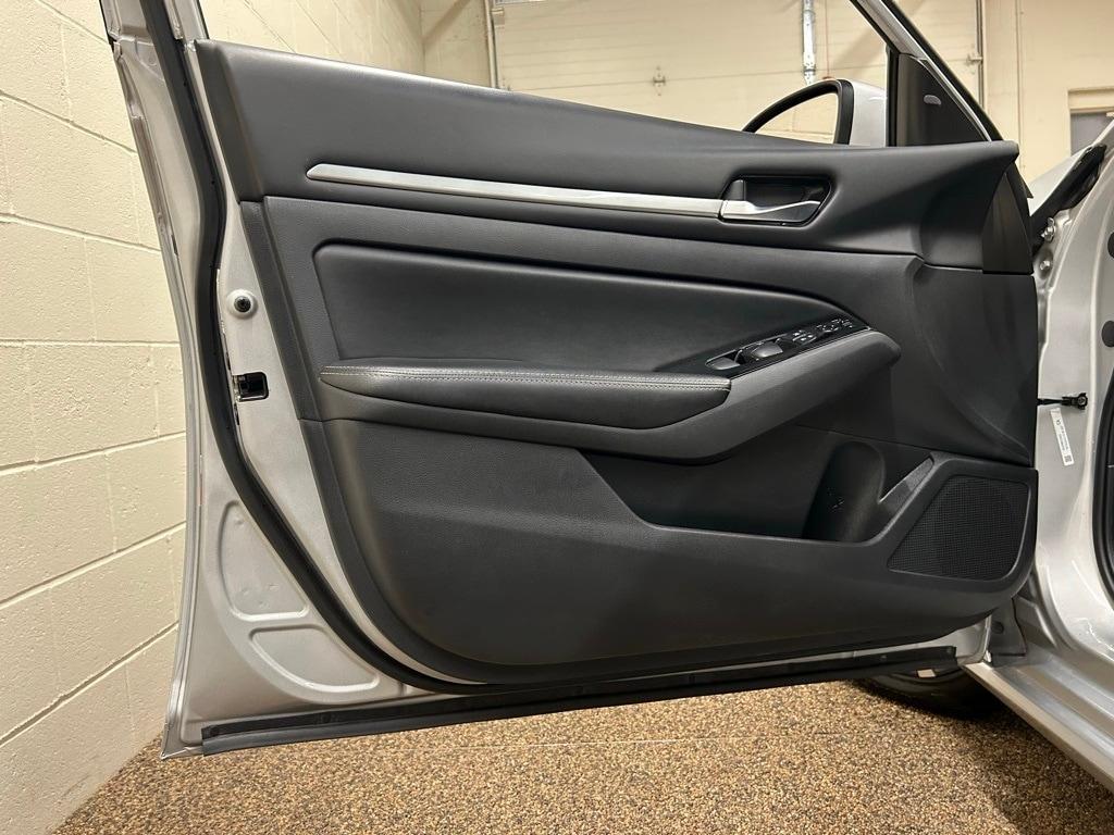 used 2023 Nissan Altima car, priced at $22,000
