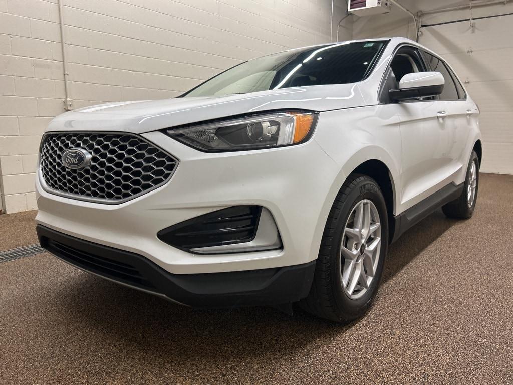 used 2024 Ford Edge car, priced at $22,000