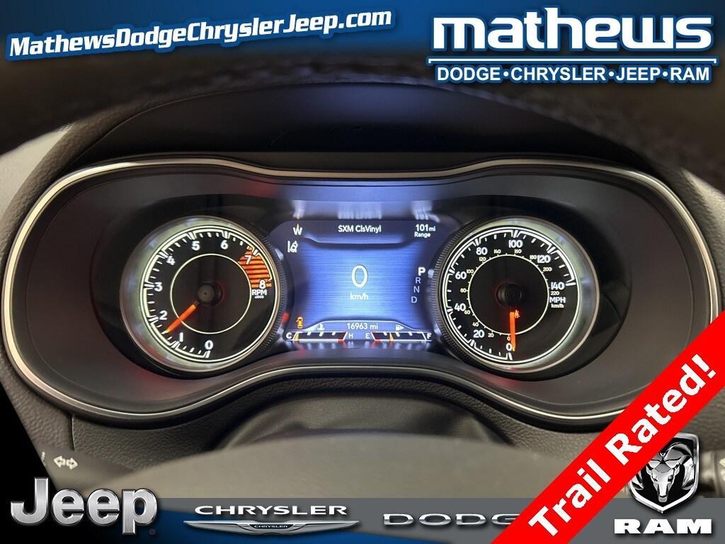 used 2022 Jeep Cherokee car, priced at $29,395