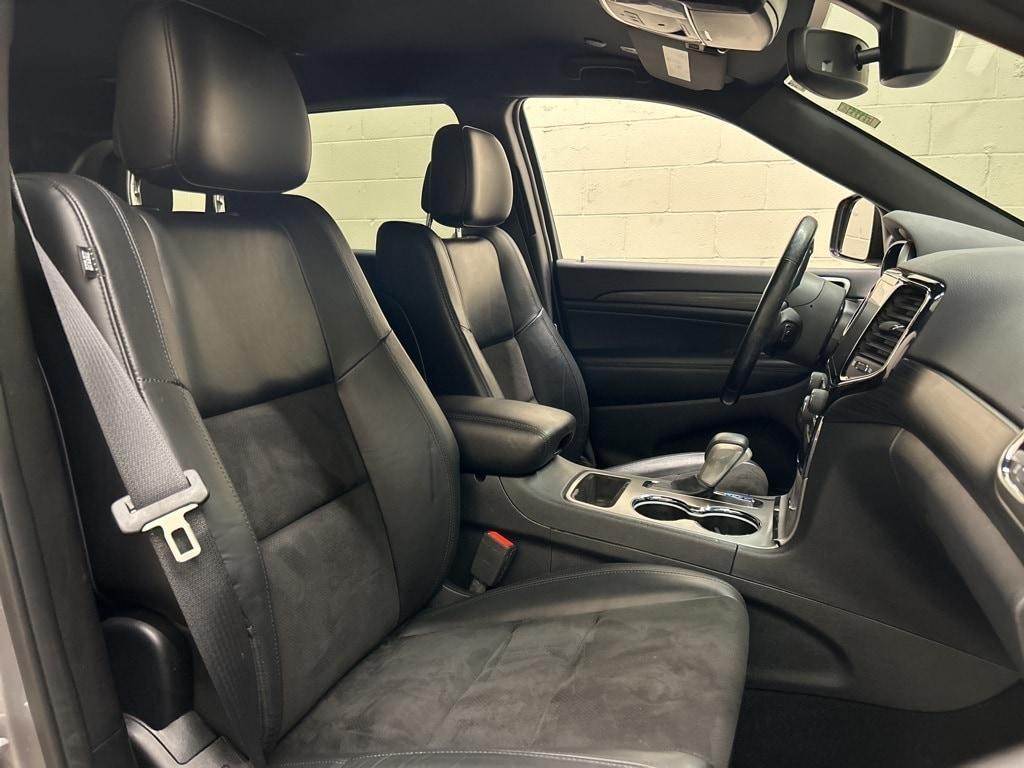 used 2020 Jeep Grand Cherokee car, priced at $26,000