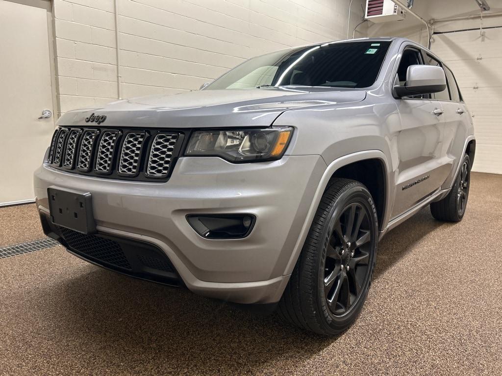 used 2020 Jeep Grand Cherokee car, priced at $26,000