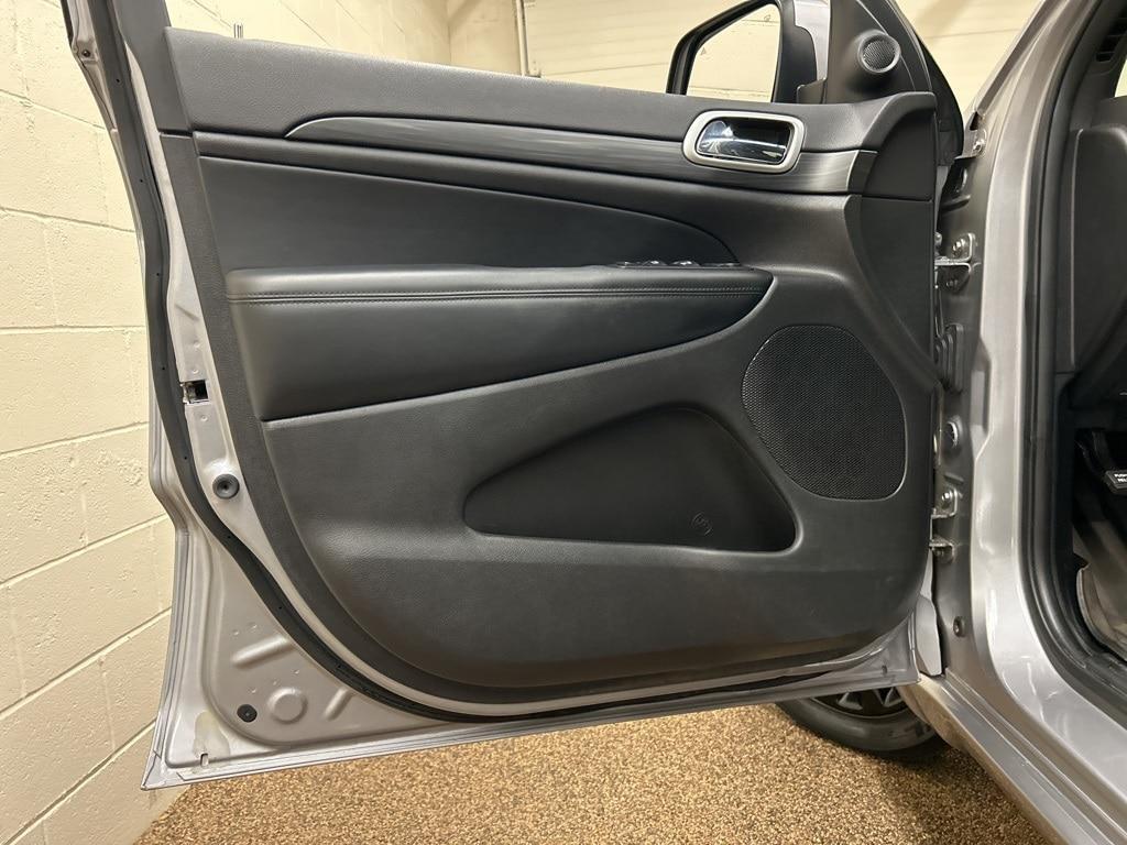 used 2020 Jeep Grand Cherokee car, priced at $26,000