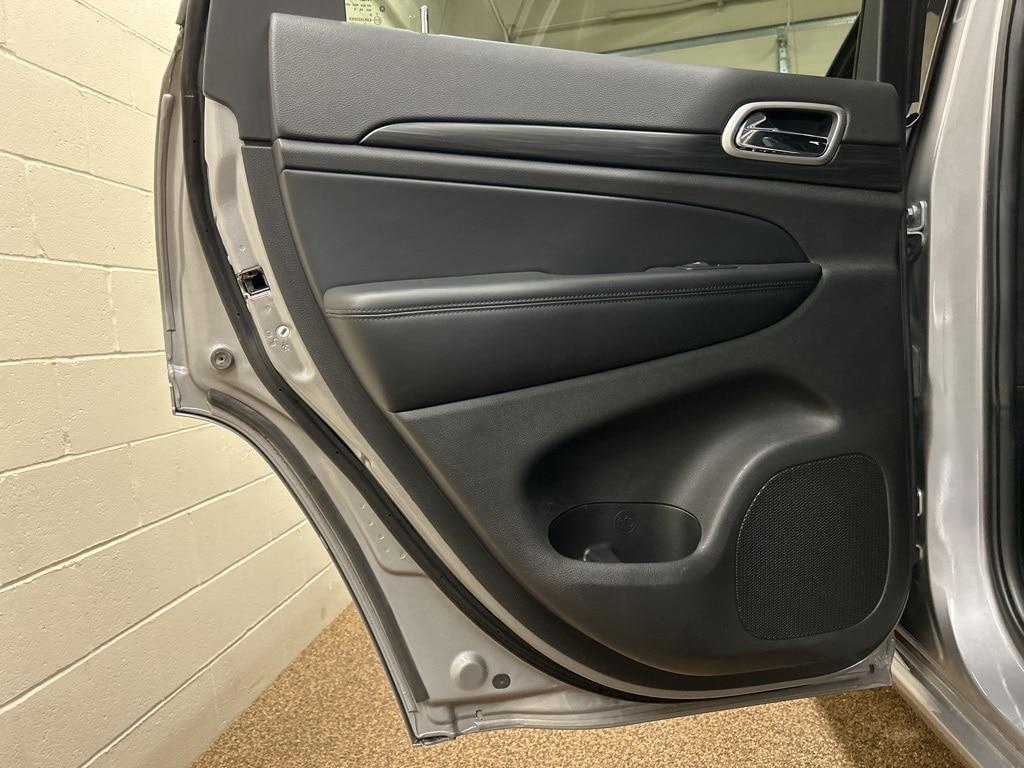 used 2020 Jeep Grand Cherokee car, priced at $26,000