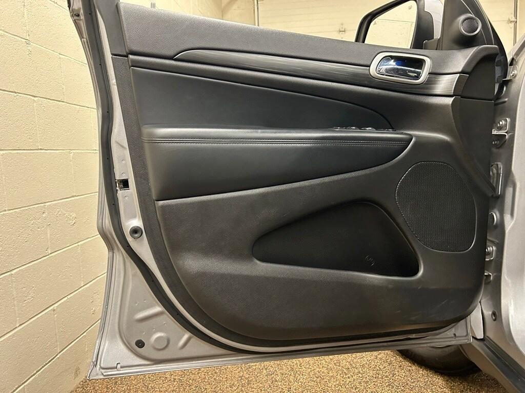 used 2021 Jeep Grand Cherokee car, priced at $24,000