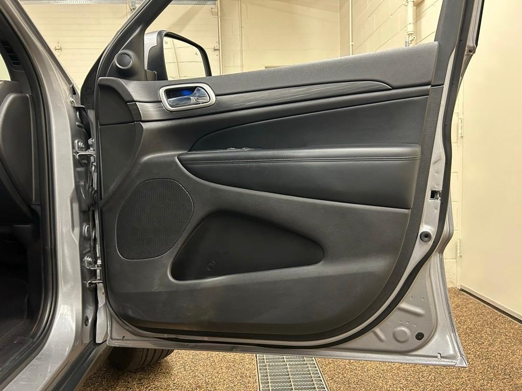 used 2021 Jeep Grand Cherokee car, priced at $24,000