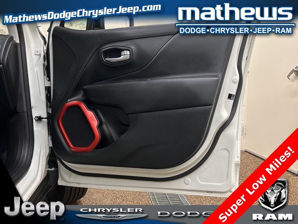 used 2023 Jeep Renegade car, priced at $23,262