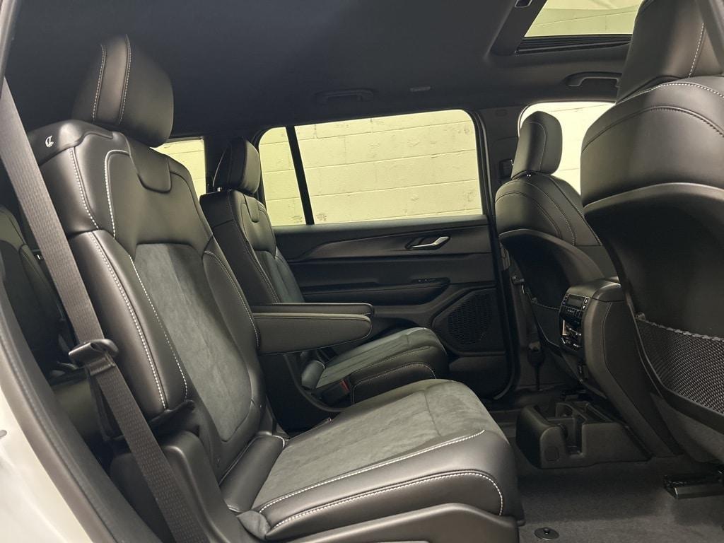 new 2025 Jeep Grand Cherokee L car, priced at $43,632