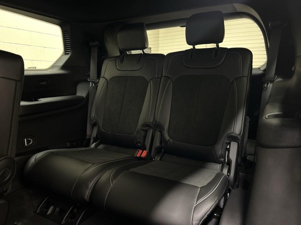 new 2025 Jeep Grand Cherokee L car, priced at $43,632