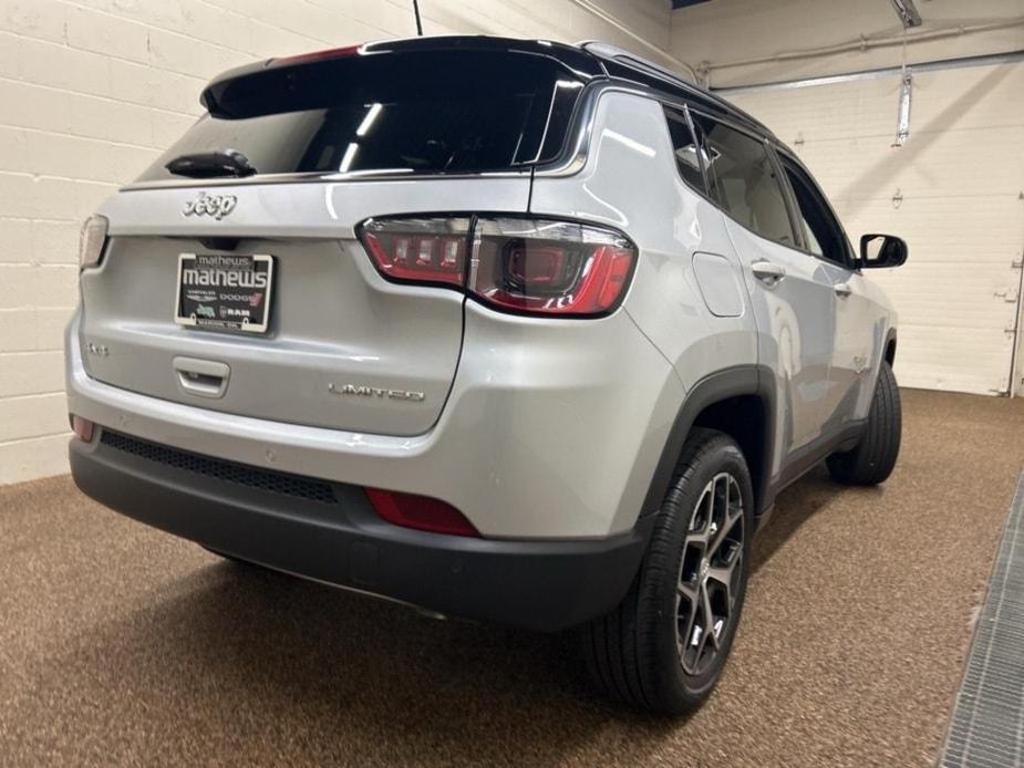 new 2024 Jeep Compass car, priced at $34,561