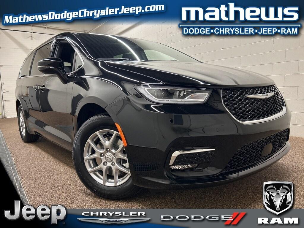 new 2025 Chrysler Pacifica car