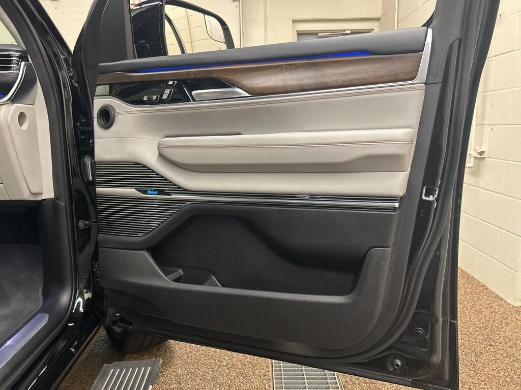new 2024 Jeep Grand Wagoneer L car, priced at $96,925