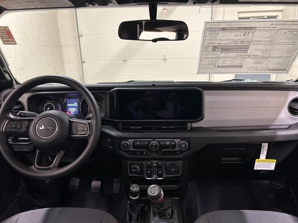 new 2025 Jeep Wrangler car