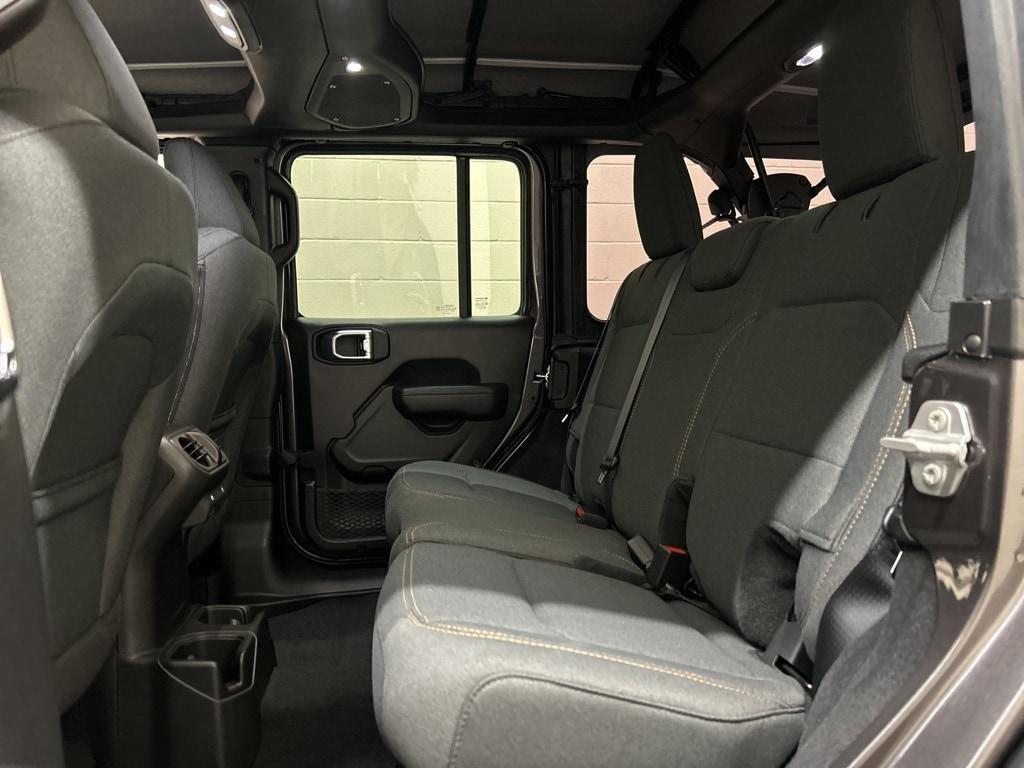 new 2025 Jeep Wrangler car, priced at $36,577