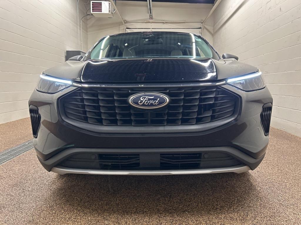 used 2023 Ford Escape car, priced at $20,000