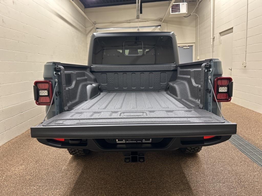new 2026 Jeep Gladiator car, priced at $49,273