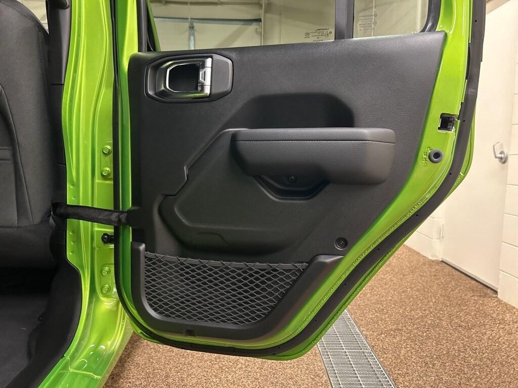 new 2025 Jeep Wrangler car, priced at $37,577