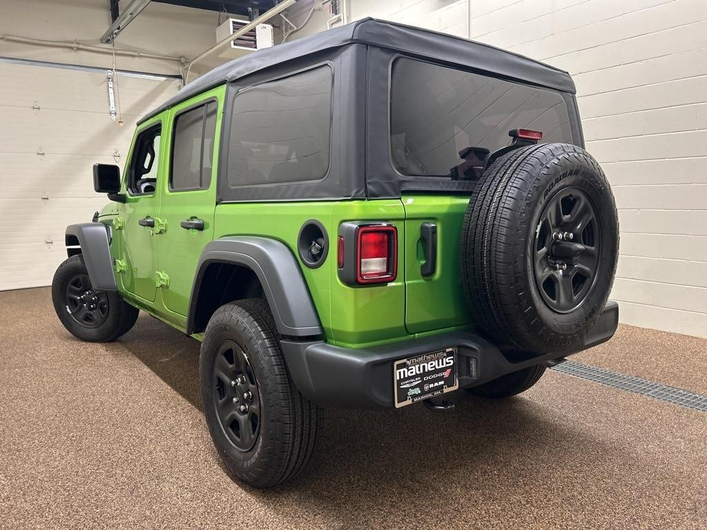 new 2025 Jeep Wrangler car, priced at $37,577