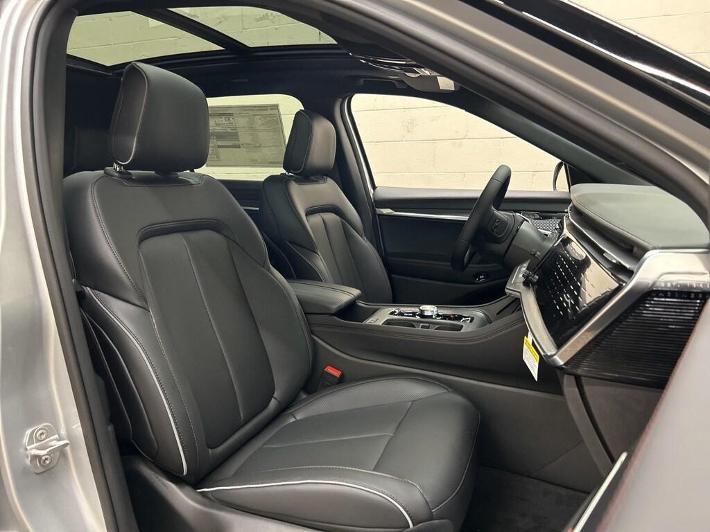 new 2025 Jeep Wagoneer S car