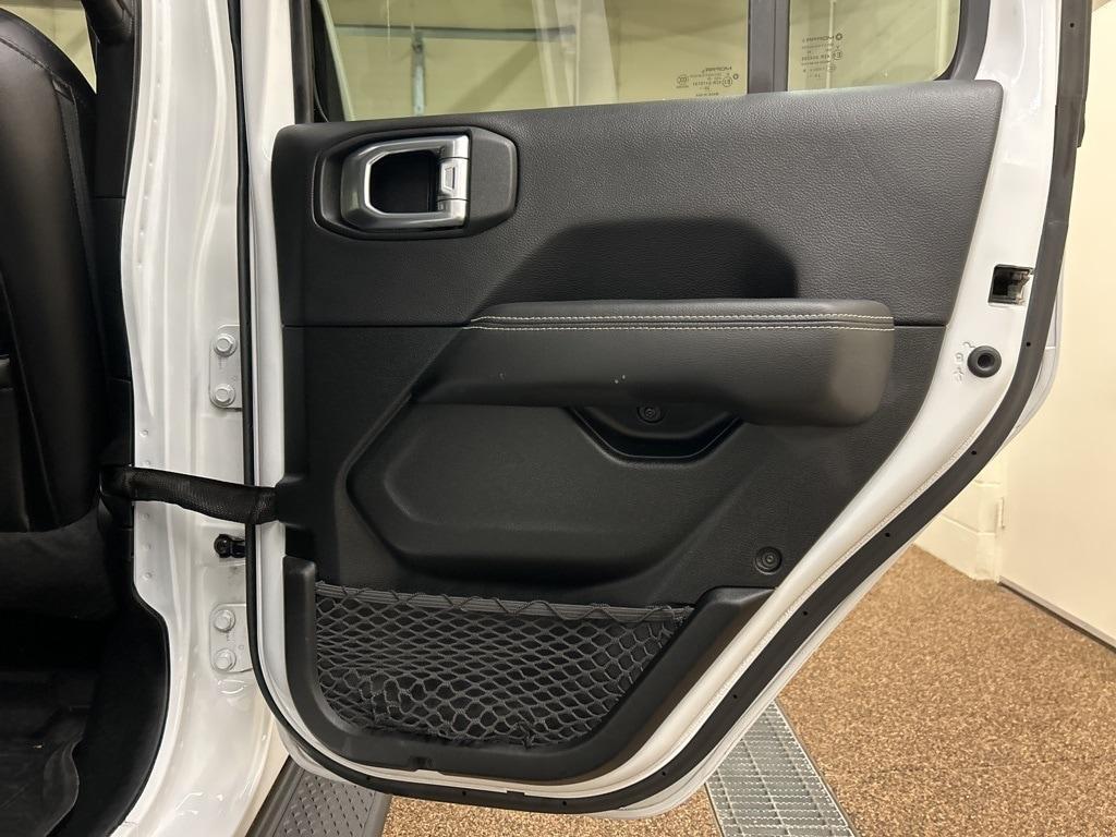 used 2021 Jeep Gladiator car, priced at $24,000