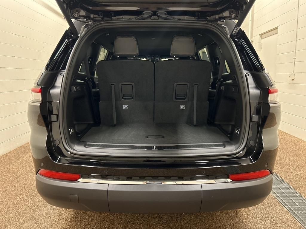 new 2025 Jeep Grand Cherokee L car, priced at $44,461