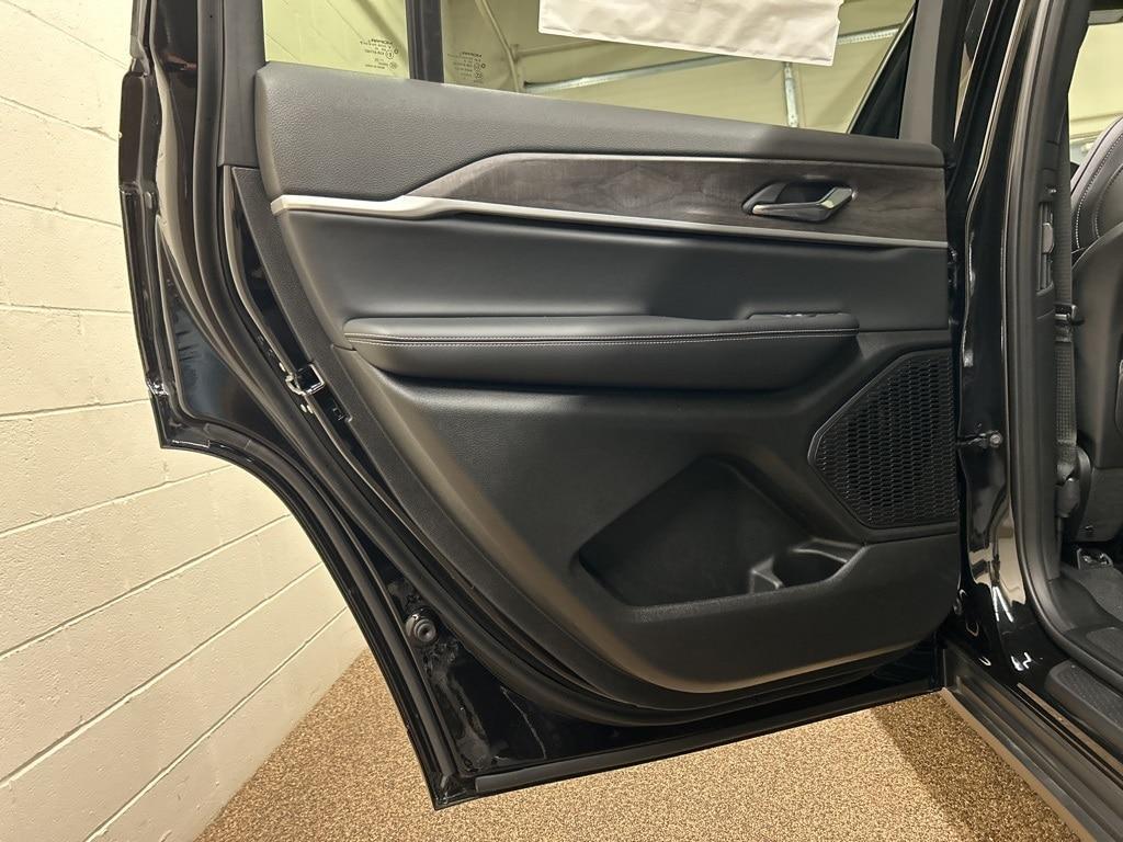 new 2025 Jeep Grand Cherokee L car, priced at $44,461