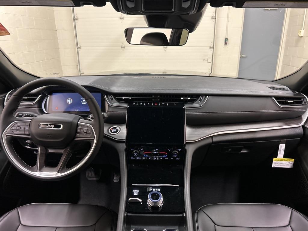 new 2025 Jeep Grand Cherokee L car, priced at $44,461