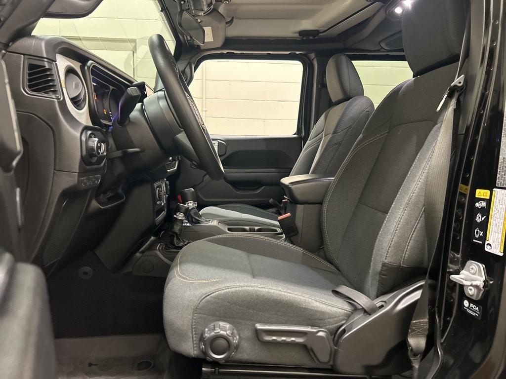 used 2024 Jeep Gladiator car, priced at $36,000