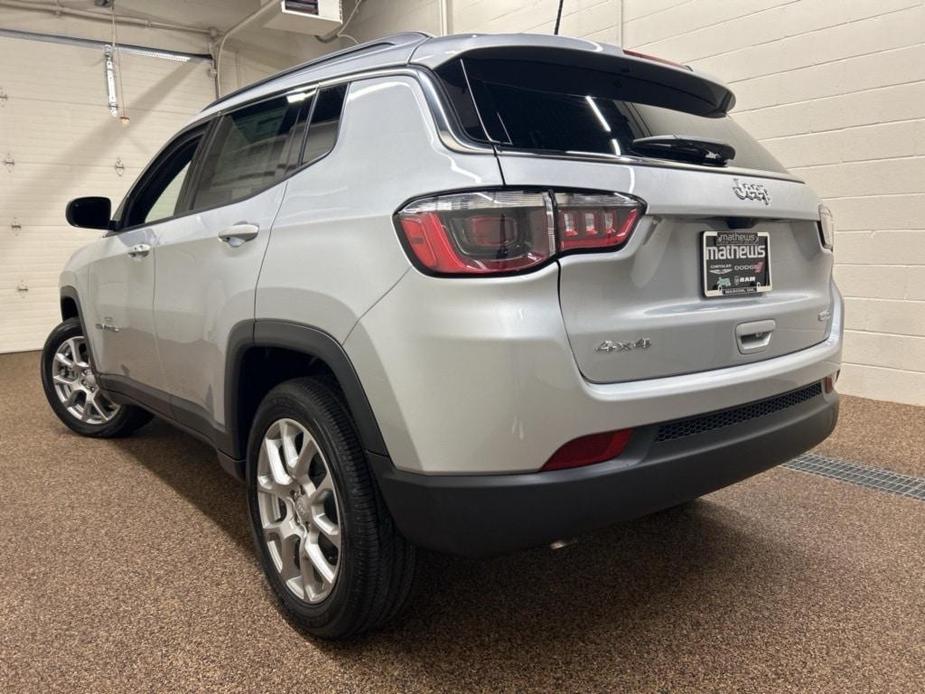 new 2024 Jeep Compass car, priced at $32,857