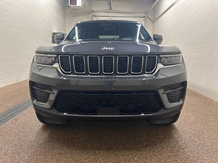 new 2025 Jeep Grand Cherokee car, priced at $39,254